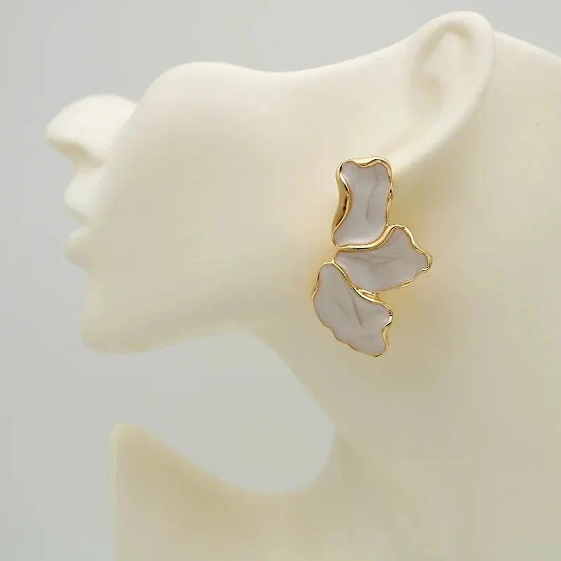 Cream Color Flower Metal Earrings for Women Fashion Stud Gold Plated
