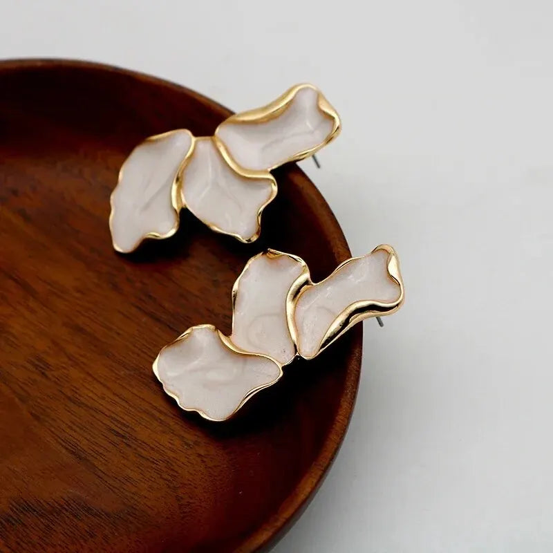 Cream Color Flower Metal Earrings for Women Fashion Stud Gold Plated