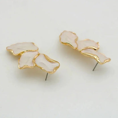 Cream Color Flower Metal Earrings for Women Fashion Stud Gold Plated