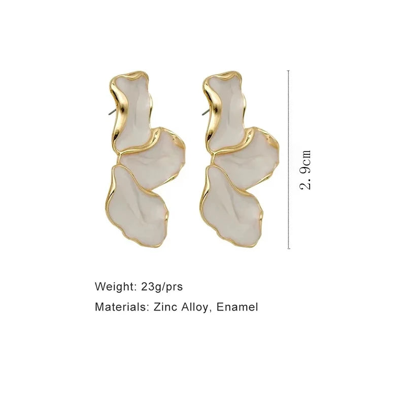Cream Color Flower Metal Earrings for Women Fashion Stud Gold Plated