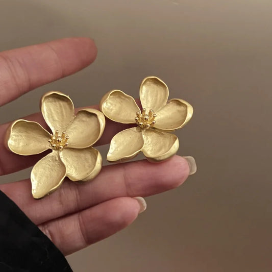 Retro Bergamo Metal Stud Earrings for Women
